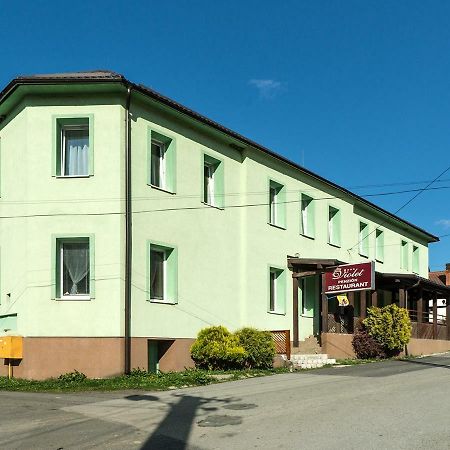 Ubytovanie Violet Vazec Bagian luar foto