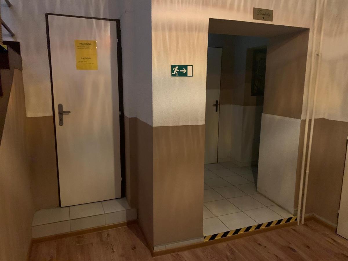 Ubytovanie Violet Vazec Bagian luar foto