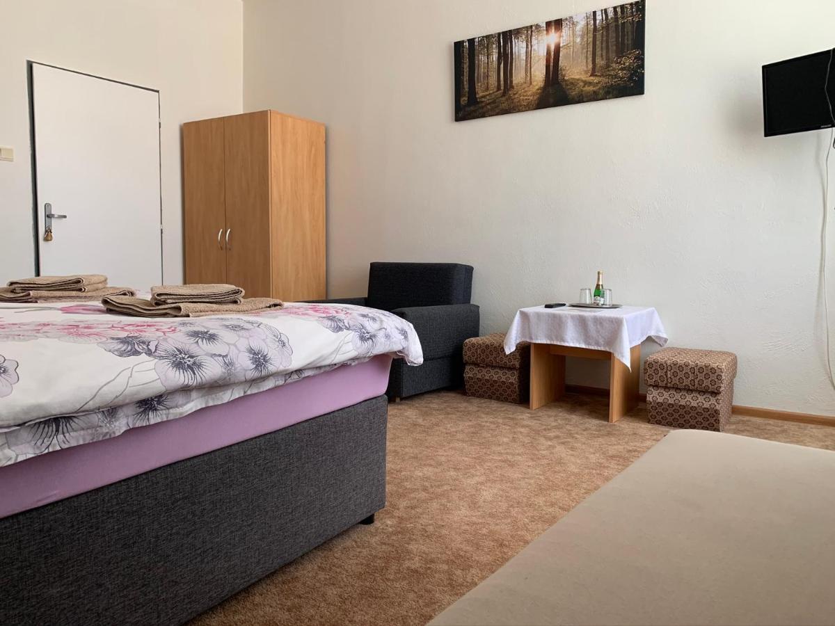 Ubytovanie Violet Vazec Bagian luar foto
